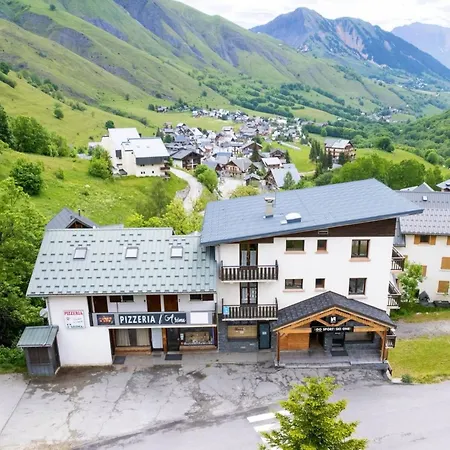 Les Balcons De St So 3 *